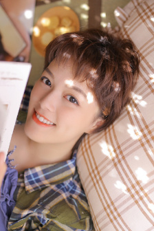 女性精华液图